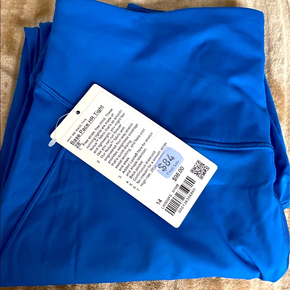 NWT BASE PACE LULULEMON LEGGINGS